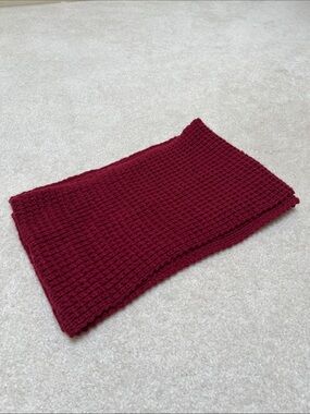 Knit Burgundy Scarf